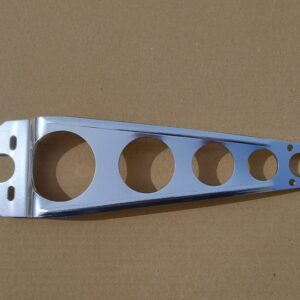 Rigidificateur de garde-boue avant en aluminium universel : robustesse et précision Le rigidificateur de garde-boue avant en aluminium universel renforce la structure de votre moto. Il limite les vibrations et améliore la stabilité, surtout à haute vitesse. Pourquoi opter pour ce modèle ? D’abord, son design universel s’adapte à la plupart des motos. Son installation est rapide et ne demande que quelques outils basiques. En quelques étapes, votre garde-boue gagne en rigidité. Une stabilité accrue Ce rigidificateur réduit les mouvements parasites du garde-boue. Résultat : une conduite plus précise et un meilleur contrôle. Même sur les routes accidentées, votre moto reste stable. Légèreté et résistance Fabriqué en aluminium, il allie légèreté et solidité. Il ne surcharge pas votre moto, tout en offrant une résistance exceptionnelle. L’aluminium ne rouille pas et résiste aux chocs. Durabilité garantie Conçu pour durer, ce rigidificateur supporte les intempéries et les conditions extrêmes. Il conserve ses performances dans le temps, sans entretien compliqué. Esthétique discrète Son design épuré s’intègre parfaitement à l’apparence de votre moto. Il reste discret, tout en apportant une réelle amélioration technique. Un investissement malin Son prix reste accessible pour un accessoire aussi efficace. Vous gagnez en sécurité, en confort et en longévité pour votre garde-boue. En résumé, le rigidificateur de garde-boue avant en aluminium universel est la solution idéale pour renforcer votre moto. Optez pour la stabilité et la durabilité, sans compromis. Roulez plus sereinement, avec un équipement fiable.